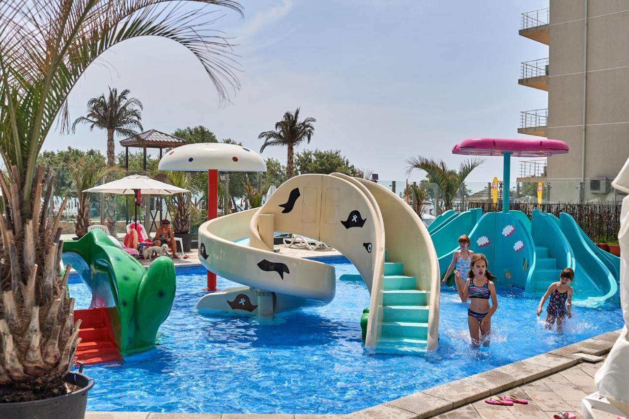 Dava Aparthotel Pool & Spa Mamaia Nord Năvodari 외부 사진